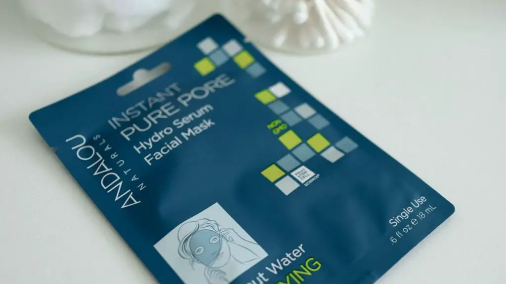 Picture of a sheet mask from Andalou