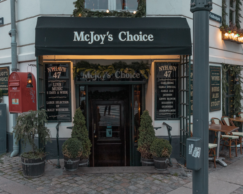 Outside of McJoy's Choice one of the perfect spots to visit when spending one day in Copenhagen.